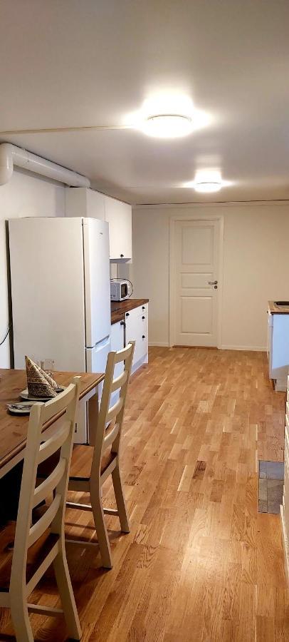 Aurora Rooms In Shared Apartment Nr2 We Are Doing Privet Northen Lights Trips, Reindeer Trip And Fjord Sommaroy Trip Tromsø Extérieur photo