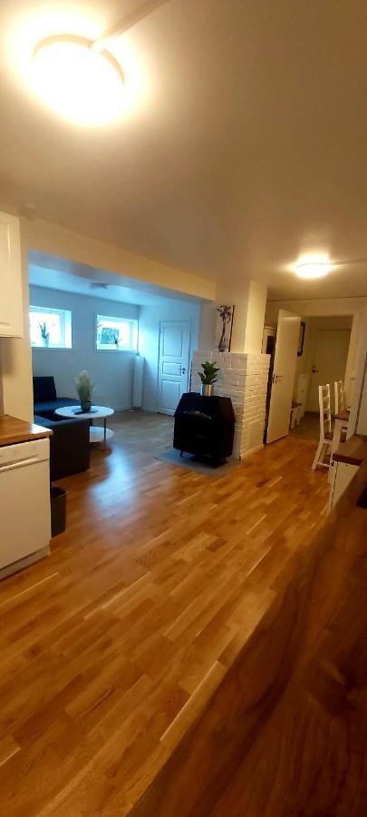 Aurora Rooms In Shared Apartment Nr2 We Are Doing Privet Northen Lights Trips, Reindeer Trip And Fjord Sommaroy Trip Tromsø Extérieur photo
